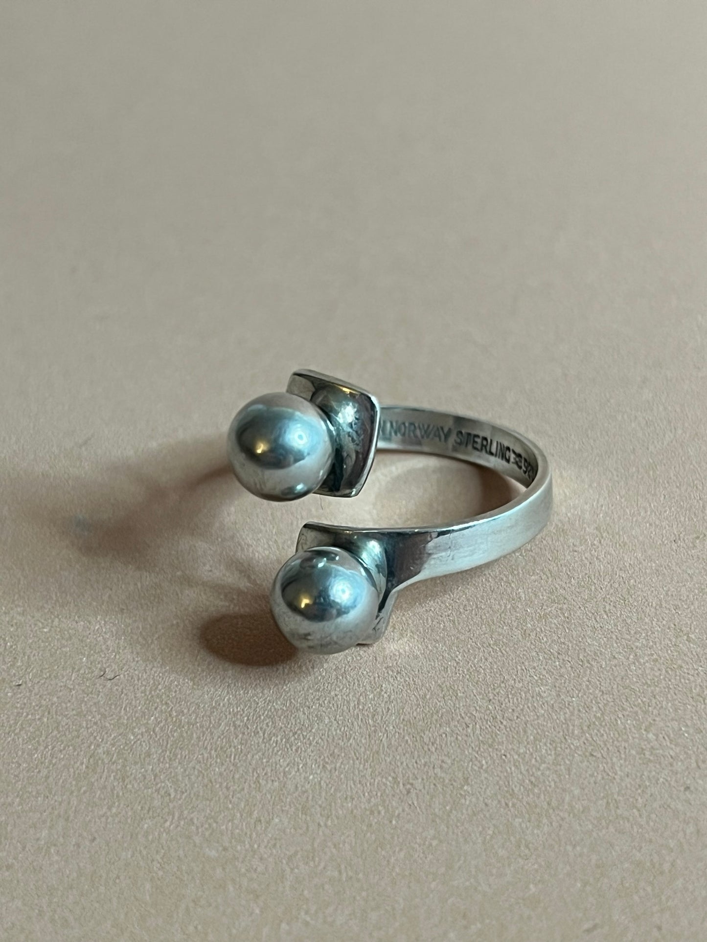 DOUBLE SPHERE RING ADJUSTABLE